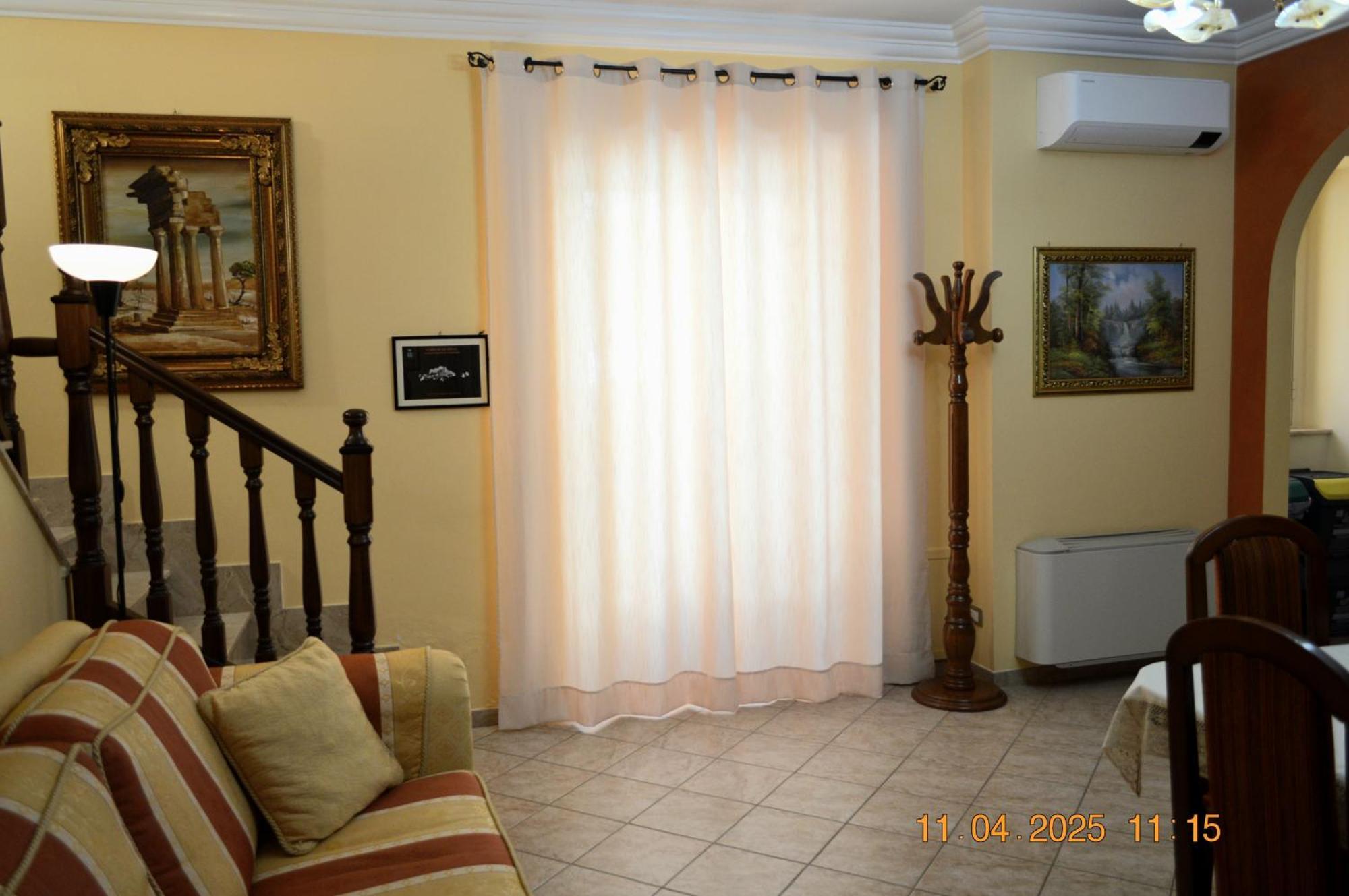 Al Cortile Del Pozzo Apartment Delia Ngoại thất bức ảnh