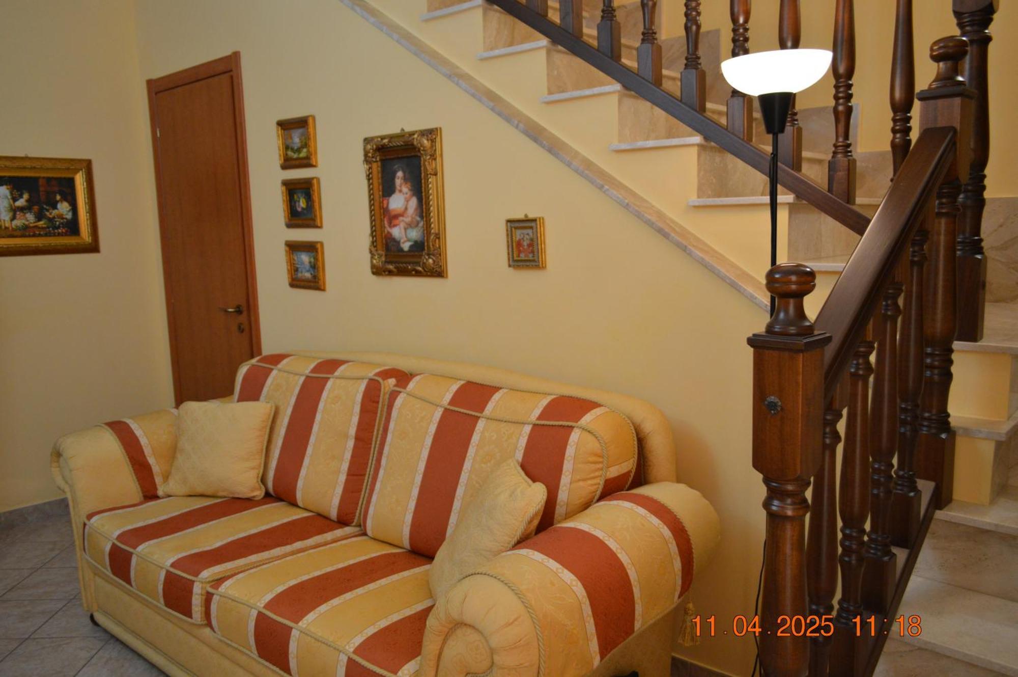 Al Cortile Del Pozzo Apartment Delia Ngoại thất bức ảnh