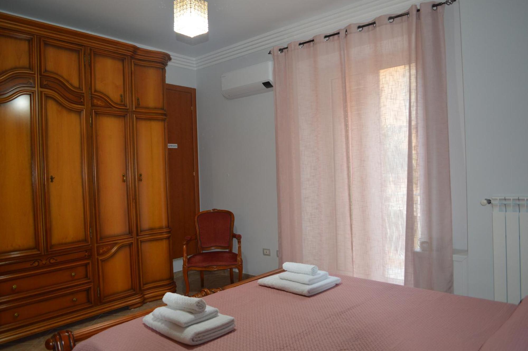 Al Cortile Del Pozzo Apartment Delia Ngoại thất bức ảnh